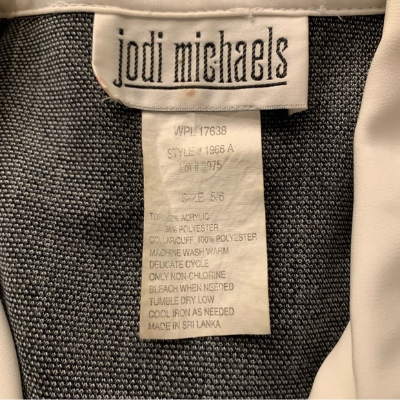 Skirt Suit Gray Pinstripe Mini Skirt Suit Set Size 5/6 - Picture 13 of 16